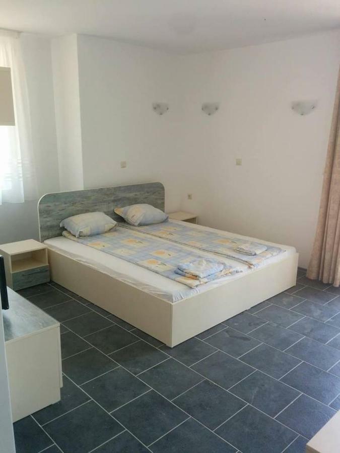 Limani Guest House Sozopol Esterno foto